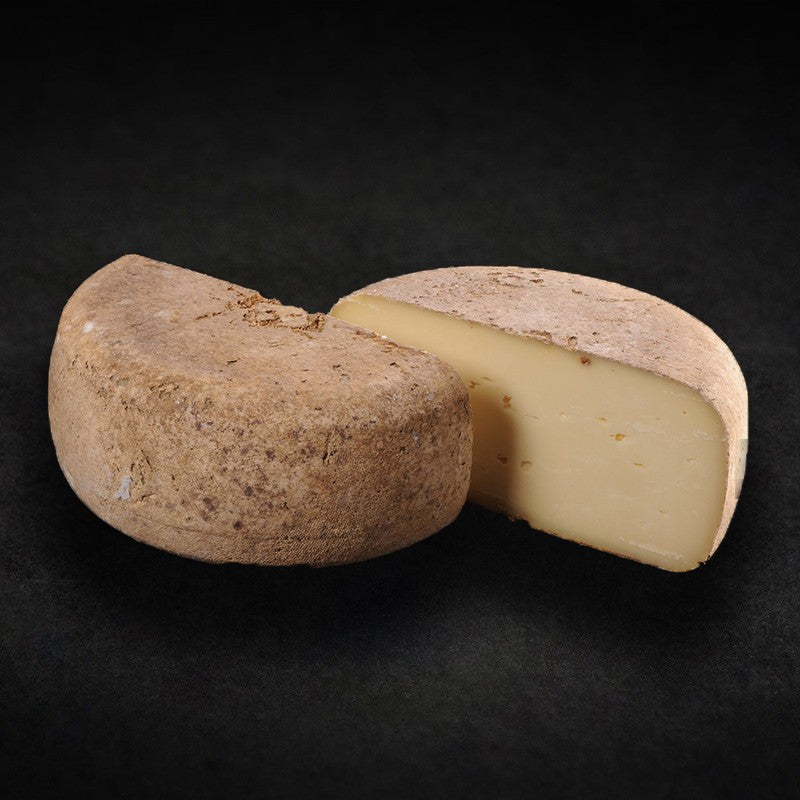 Ossau Iraty Tradition - ovčji sir